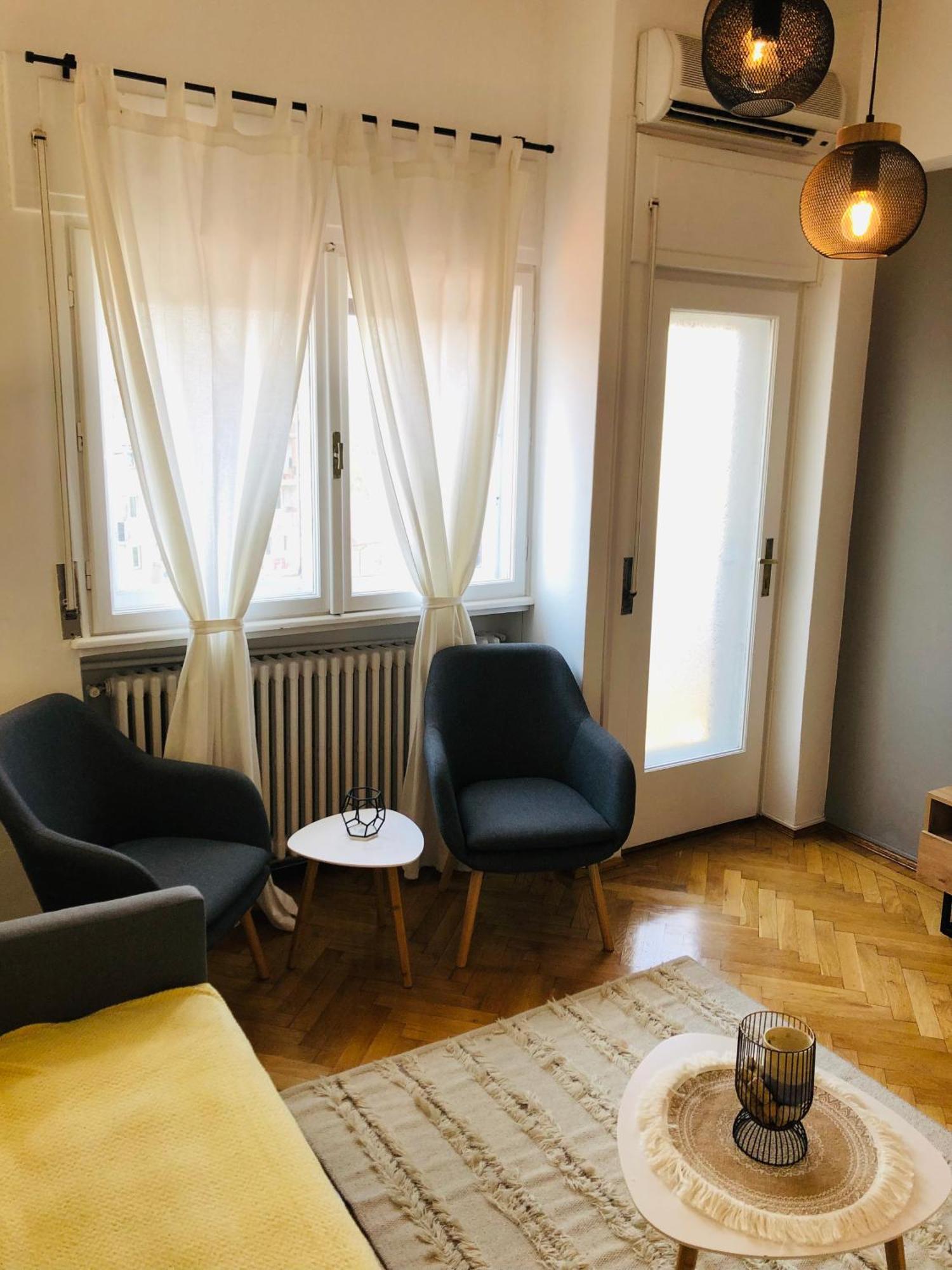Lovely Studio Букурещ Екстериор снимка